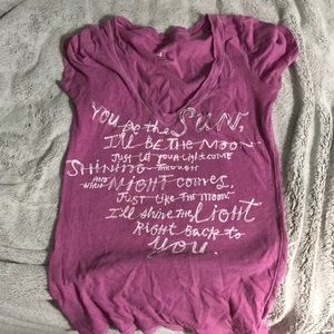 American Eagle graphic t